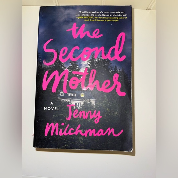 Book Bundle - Picture 2 of 8